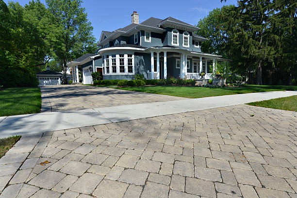 Best Driveway Paving Contractor  in Stratford Downtown, CT